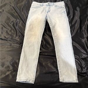 American Eagle Outfitters Light Wash Skinny Jeans